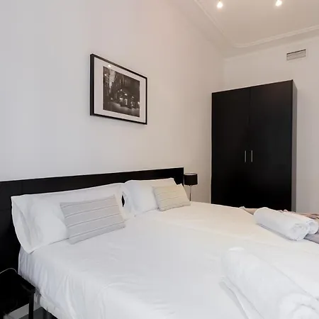 Deco Apartments Barcelona-Eixample Apartment Barcelona