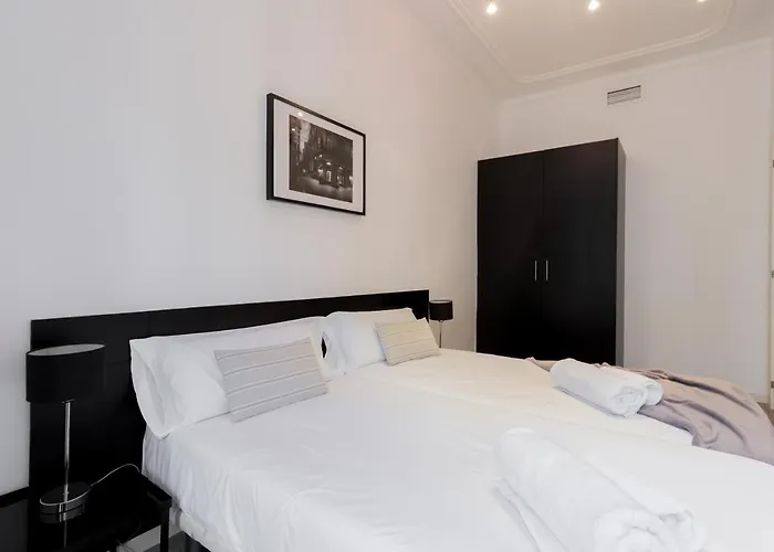 Deco Barcelona-eixample アパート バルセロナ